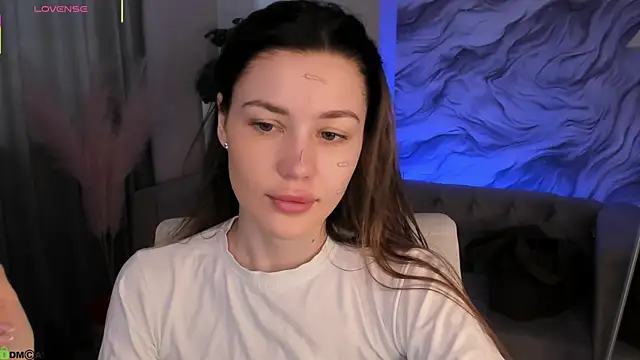 Snapshot of Aria_Mila chatting on 03-29-26, 03:06 Aria Mila online show from 03-29-26, 03:06