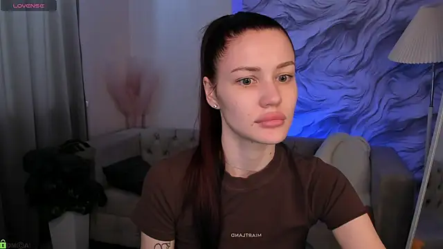 Aria Mila online show from 05-12-26, 03:03