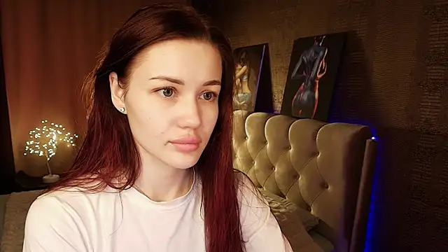 Aria Mila online show from 06-16-26, 03:09
