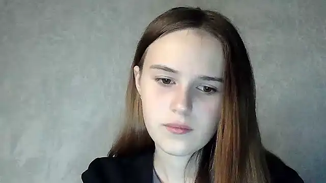 SweetLoraa online show from 09-19-25, 07:03