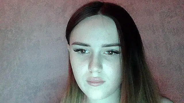 SweetLoraa online show from 01-10-26, 09:05