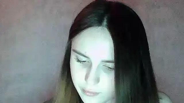 SweetLoraa online show from 05-07-26, 07:30