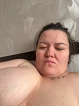 SunnyLeila2101 online show from 10-05-25, 07:07