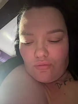 SunnyLeila2101 online show from 04-30-26, 08:57