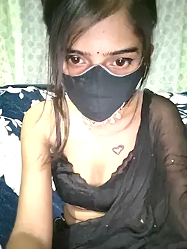 Snapshot of Crystil_love-21 chatting on 09-21-25, 01:35 Crystil love-21 online show from 09-21-25, 01:35