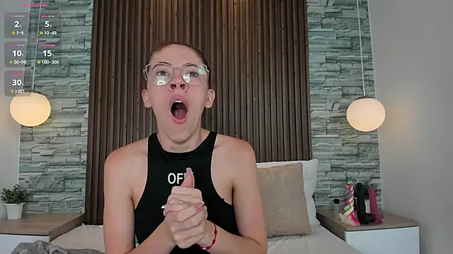 Snapshot of melodyvega0591 chatting on 10-14-25, 12:50 melodyvega0591 online show from 10-14-25, 12:50