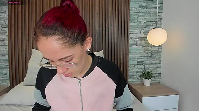 Snapshot of melodyvega0591 chatting on 11-04-25, 01:21 melodyvega0591 online show from 11-04-25, 01:21