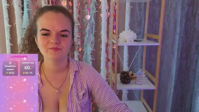 Luisa Rosee online show from 09-25-25, 10:41