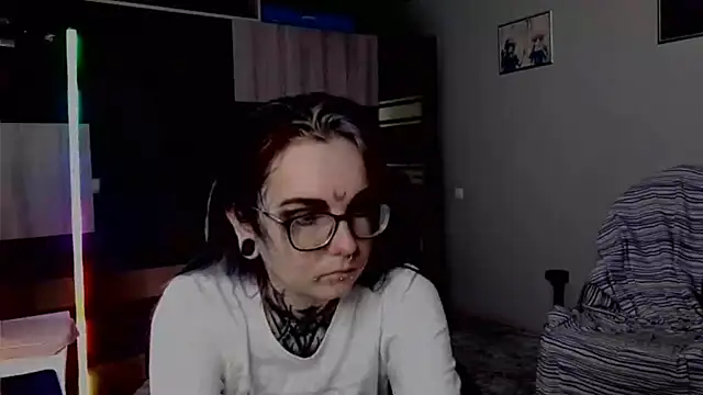 HighelikeGirl online show from 09-27-25, 08:08