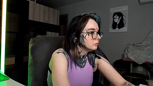 HighelikeGirl online show from 11-04-25, 06:56