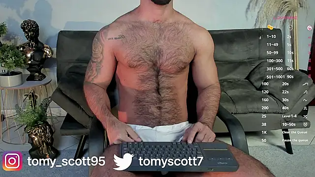 Snapshot of tomy_scott chatting on 12-04-25, 08:56 tomy scott online show from 12-04-25, 08:56