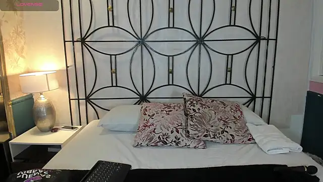 Odette bulgari online show from 03-27-26, 10:37