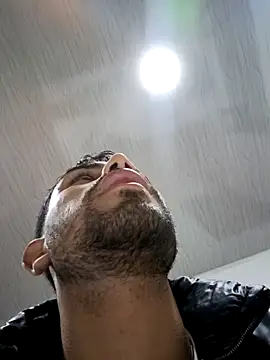 Snapshot of JuanchoAfpa chatting on 09-25-25, 12:09 JuanchoAfpa online show from 09-25-25, 12:09