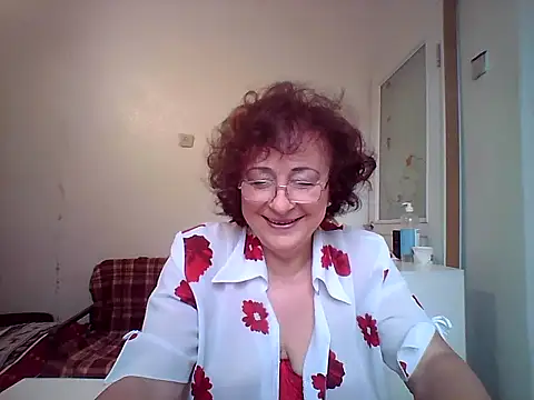 Julia54391 online show from 09-18-25, 10:39