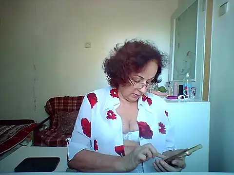 Julia54391 online show from 09-20-25, 08:26