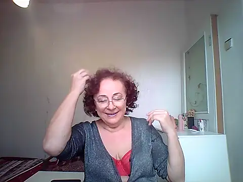 Julia54391 online show from 10-03-25, 07:16