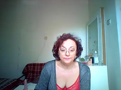 Julia54391 online show from 10-13-25, 07:30