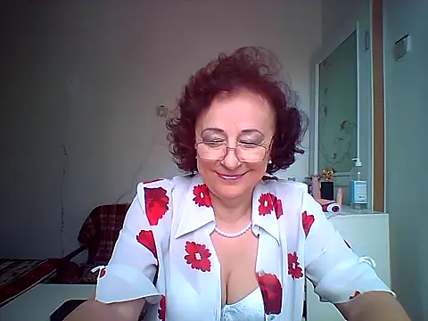 Julia54391 online show from 10-22-25, 08:47