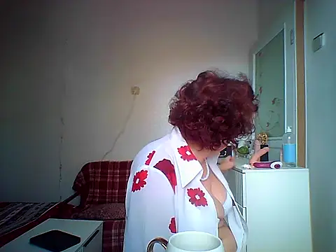 Julia54391 online show from 10-26-25, 08:31