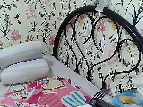 Fantasy Hugetits31 online show from 03-04-26, 06:41