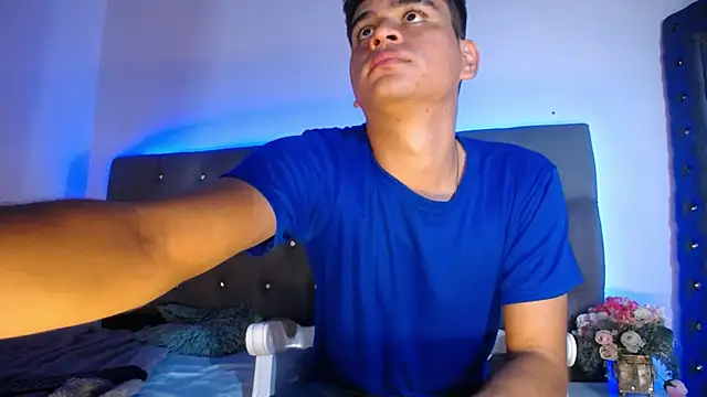 Charlie Cock  online show from 11-06-25, 05:19