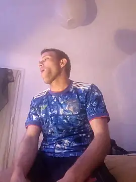 Snapshot of SexSavrem06 chatting on 10-11-25, 09:41 SexSavrem06 online show from 10-11-25, 09:41