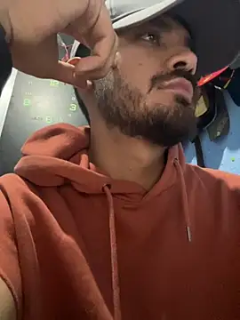 Ericksaul23 online show from 09-11-25, 05:18