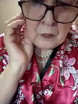 Alexia64231 online show from 11-05-25, 03:17