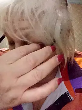 Alexia64231 online show from 12-04-25, 07:55