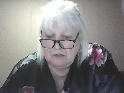 Alexia64231 online show from 04-16-26, 01:45