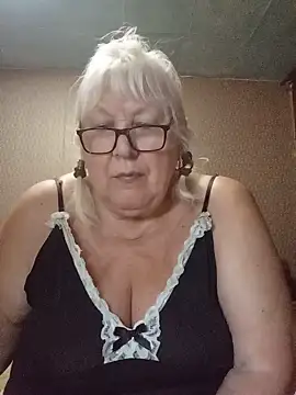 Alexia64231 online show from 07-07-26, 09:41