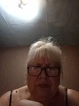 Alexia64231 online show from 07-09-26, 01:53