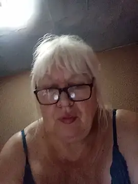 Alexia64231 online show from 07-13-26, 04:32