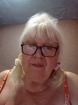 Alexia64231 online show from 07-15-26, 12:27