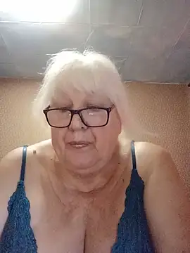 Alexia64231 online show from 07-28-26, 11:28