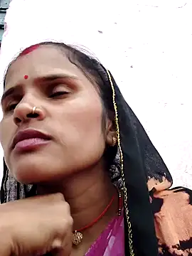 Snapshot of Sanjna_cuty chatting on 09-18-25, 04:14 Sanjna cuty online show from 09-18-25, 04:14