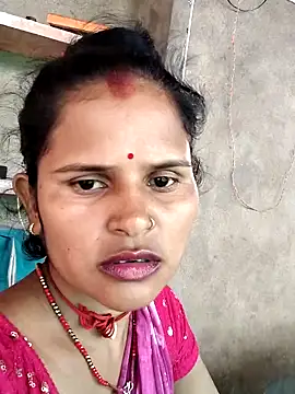 Snapshot of Sanjna_cuty chatting on 09-19-25, 03:30 Sanjna cuty online show from 09-19-25, 03:30