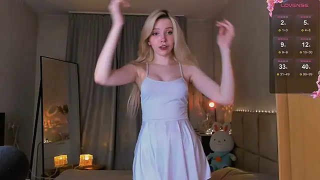 peachii meow online show from 10-02-25, 02:57