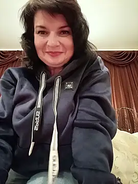 LedyNika online show from 05-01-26, 01:37