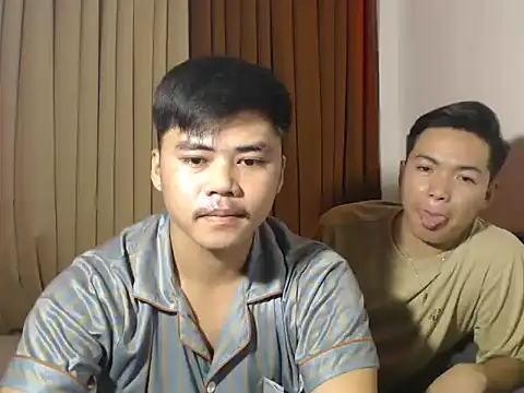 Snapshot of hot_emman chatting on 03-27-26, 05:35 hot emman online show from 03-27-26, 05:35