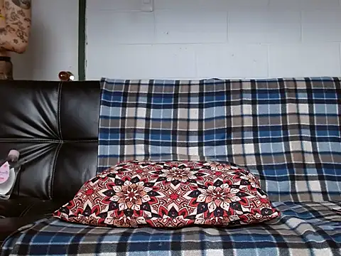 oxxy jean online show from 09-21-25, 08:43