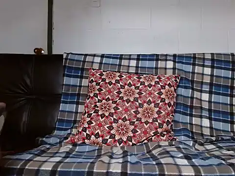 oxxy jean online show from 09-22-25, 05:37