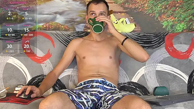 Snapshot of AxelMassimo chatting on 10-05-25, 02:54 AxelMassimo online show from 10-05-25, 02:54