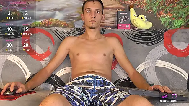 Snapshot of AxelMassimo chatting on 10-11-25, 02:44 AxelMassimo online show from 10-11-25, 02:44