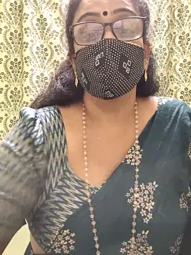 sweet-lotus online show from 09-30-25, 06:02