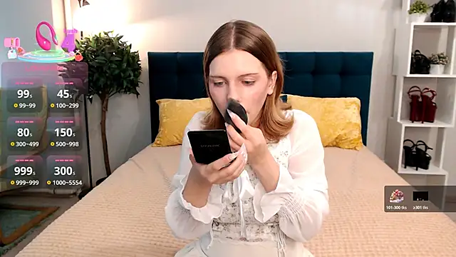 Enrujuvu Vanpaia online show from 10-17-25, 07:00