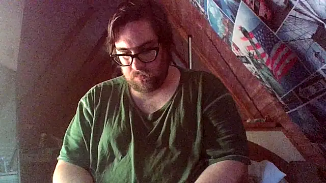 chubbyDavid1998 online show from 10-29-25, 01:35