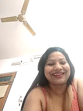 Snapshot of Cute-Janvi20 chatting on 02-09-26, 05:39 Cute-Janvi20 online show from 02-09-26, 05:39