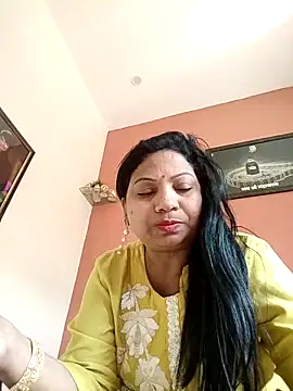 Snapshot of Cute-Janvi20 chatting on 02-21-26, 06:03 Cute-Janvi20 online show from 02-21-26, 06:03