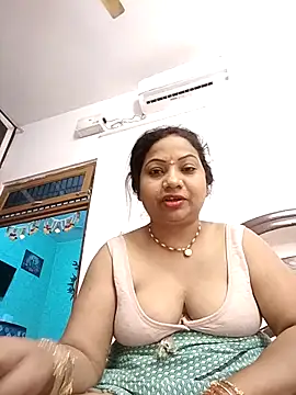 Cute-Janvi20 online show from 04-13-26, 08:53